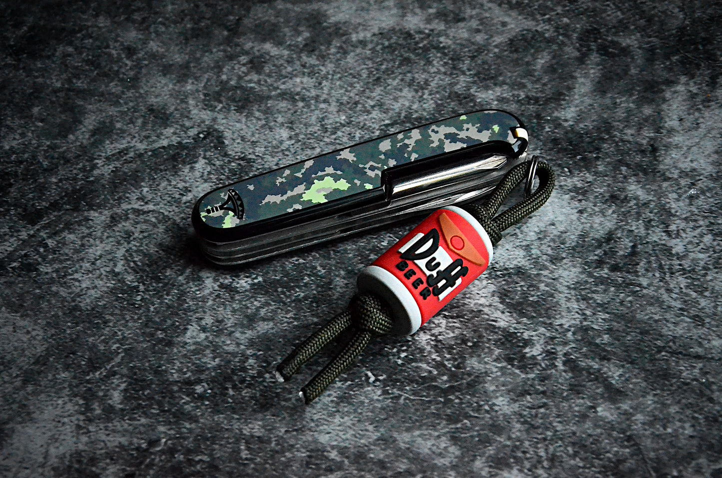 Duff Beer EDC Paracord Knife Bead